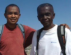Ravo.Madagascar et Pierre Makay dit Sergent - Massif du Makay, Madagascar